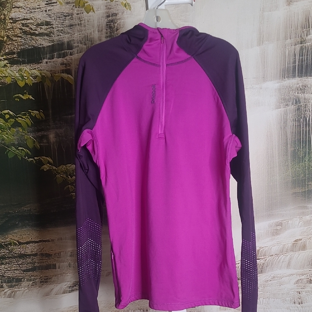 Reebok Womens XS two tone Purple Long Sleeve quarter zip activewear hoodie
